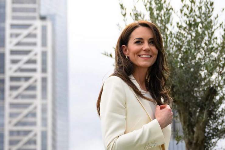 Kate Middleton dimessa