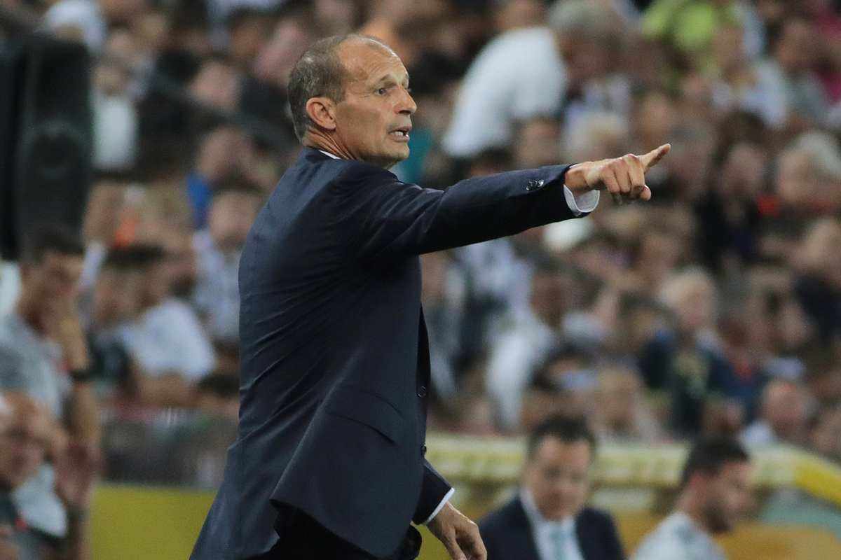 Juventus, addio di un big se resta Allegri