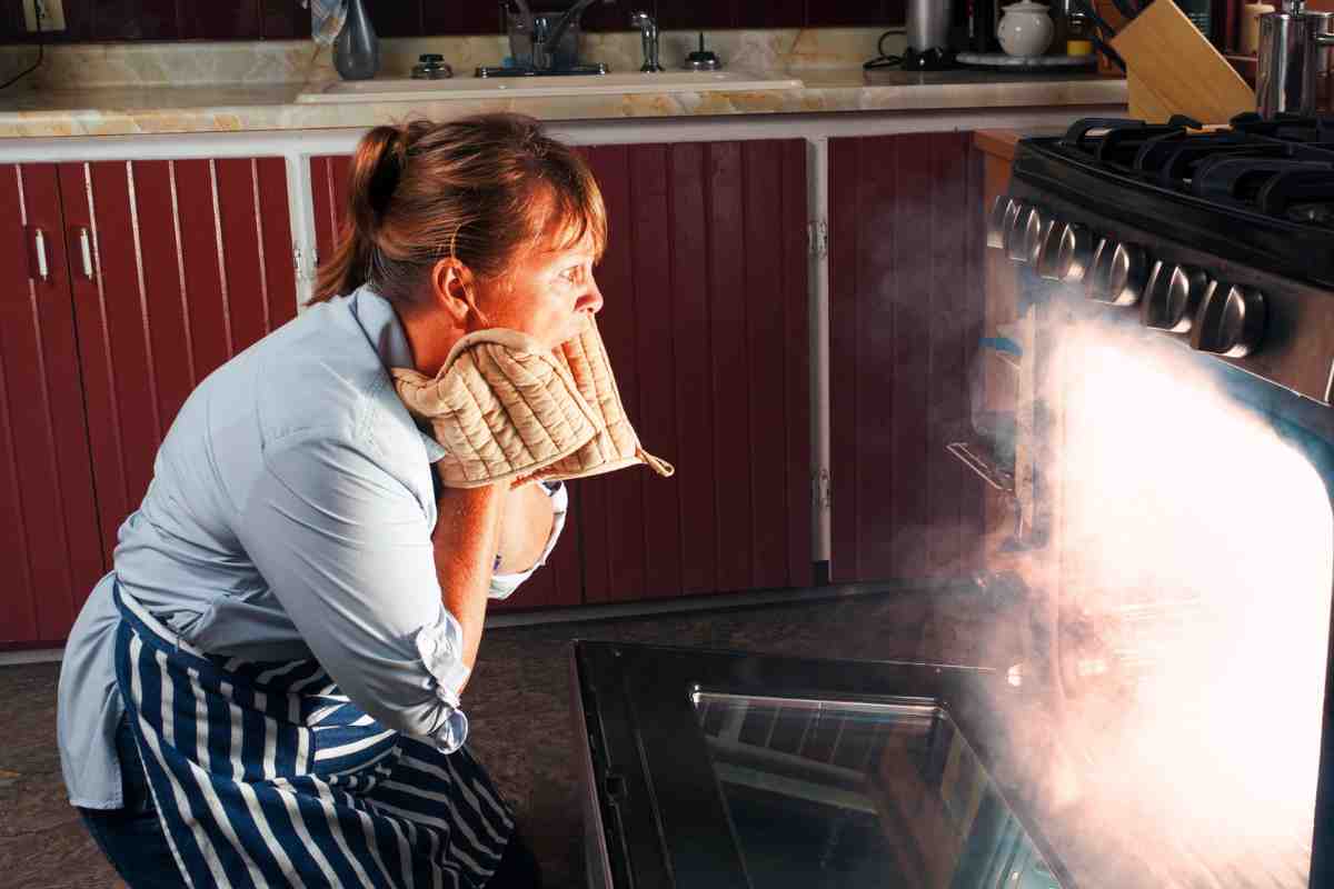 Gli oggetti da non riporre mai nel forno